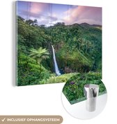 MuchoWow® Glasschilderij 80x60 cm - Schilderij acrylglas - Waterval - Zonsondergang - Jungle - Foto op glas - Schilderijen