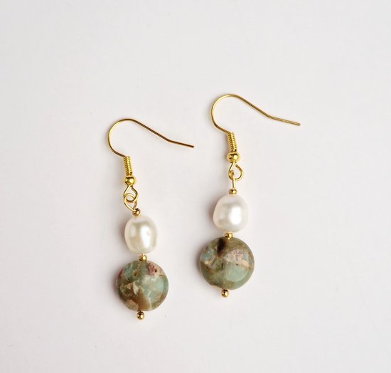Boucles d'oreilles en or avec Howlite et perle - perle d'eau douce - pierres précieuses - Boucles d'oreilles femme - Plaqué or 18 carats -