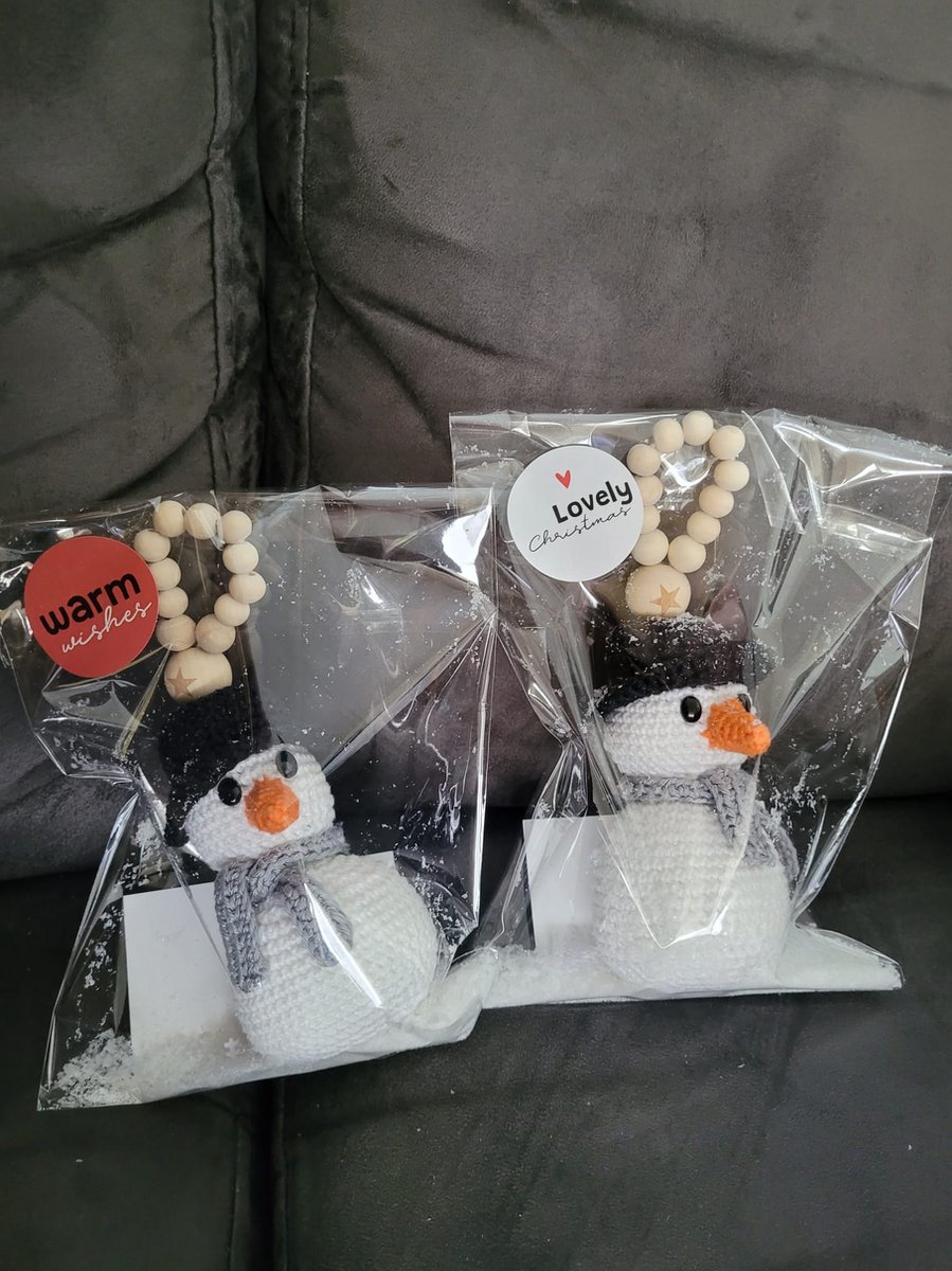 Kersthangers sneeuwpopjes