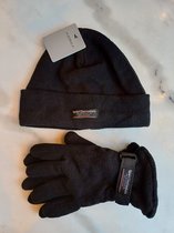 Winterset heren Zwart: Muts met 2 lagen fleece en Handschoenen dubbele laag fleece en velcrosluiting aan de pols