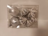 Kerstballen - verschillende vormen - 6 stuks - onbreekbaar - zilver met glitter