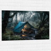 Muursticker - Tent - Kamperen - Bos - Planten - Kampvuur - Nat - 105x70 cm Foto op Muursticker