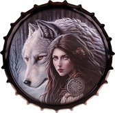 Bierdop/Kroonkurk - Fantasy Reuzenwolf met Dame - Metalen Wanddecoratie - 40cm