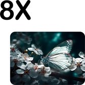 BWK Luxe Placemat - Witte Vlinder op Witte Bloemen in een Donkere Omgeving - Set van 8 Placemats - 40x30 cm - 2 mm dik Vinyl - Anti Slip - Afneembaar
