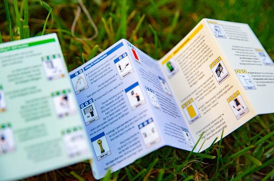 Footballastic - Kaartspel - Voetbal - Panna - Sport - buiten spelen - sporten - vrienden - camping - actie spel - actief kaartspel - Kaartspel kinderen -