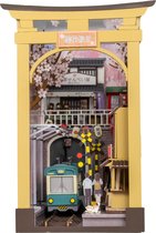 Crafts&Co Book Nook - Kit de construction miniature Adultes - Cadeau de Noël - Gare japonaise
