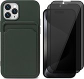 Hoesje Pasjeshouder geschikt voor iPhone 15 Pro Max - 2x Privacy Screenprotector FullGuard - Siliconen Case Back Cover Groen & Screen Protector