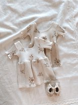 Cream Delicate baby jurkje - vintage floral | Jurkjes & Jumpsuits | PETITE EvelinaApparel