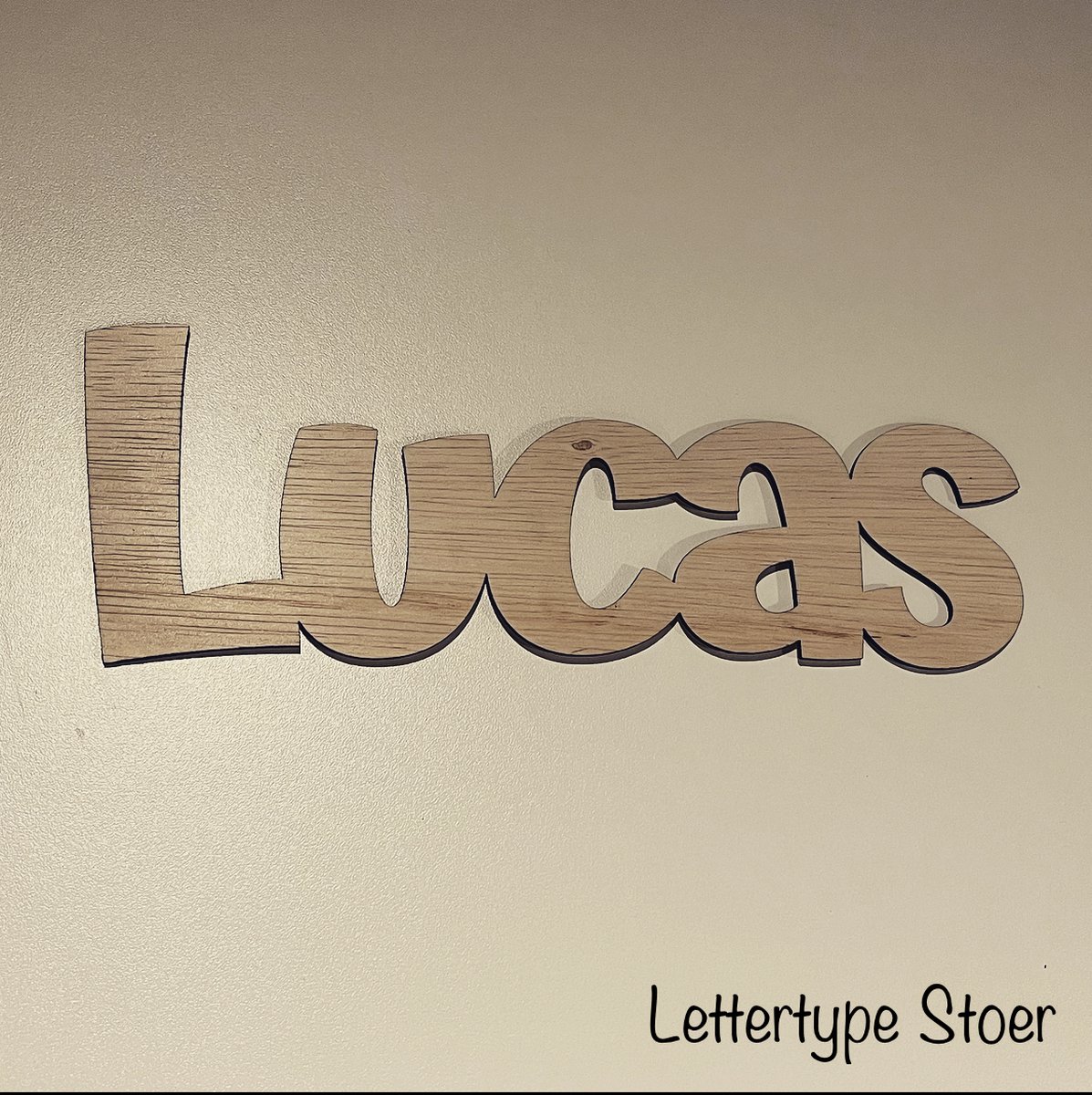 Houten ballon met de tekst Oh Baby - ballon - hout - kinderkamer - babykamer
