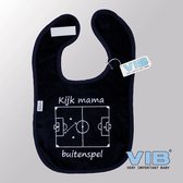 VIB® - Slabbetje Luxe velours - Kijk mama buitenspel (Voetbalveldje) (Navy) - Babykleertjes - Baby cadeau