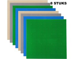 foto van Complete Set Bouwplaten 32x32 noppen - geschikt voor LEGO - 8 Stuks – Bouwplaat/Grondplaat - Voor Classic Bouwstenen - Groen, Blauw, Grijs, Zand