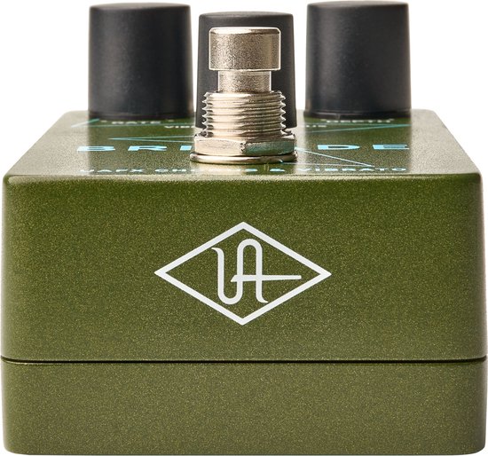 Universal Audio Brigade Chorus & Vibrato Effectunit voor gitaren bol