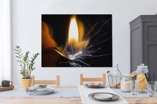 Canvas Schilderij Abstracte weergave vonken uit aansteker - 120x90 cm - Wanddecoratie