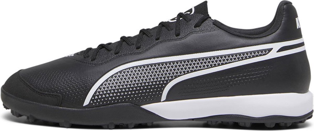 Puma King Pro TT voetbalschoenen in zwart, EU 40, met K-Better bovenmateriaal van 60% gerecycled nylon voor optimale contr...