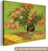 Canvas Schilderij Stilleven vaas met oleanders en boeken - Vincent van Gogh - 80x60 cm - Wanddecoratie
