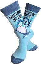 Grappige sokken - Haai sokken - Valentijnsdag cadeau - Verjaardag cadeau - Kado - Cadeau voor man vrouw - Leuke sokken - Vrolijke sokken - Luckyday Socks - Sokken met tekst - Aparte Sokken - Socks waar je Happy van wordt - Maat 37-44