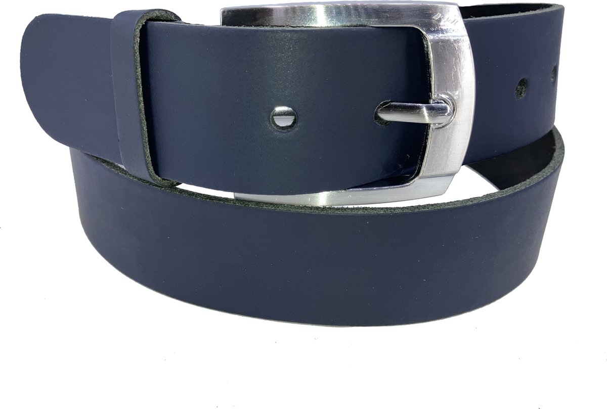 100% Leren Riem, 4 cm. Breed, taillemaat 115 cm. Donkerblauw.