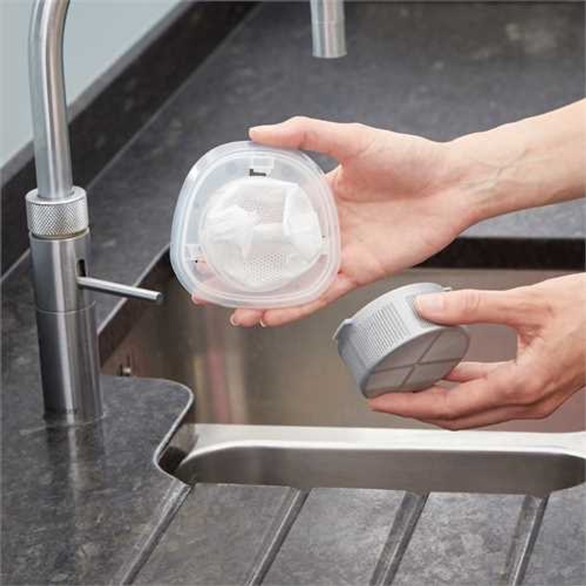 BLACK+DECKER NVC220WC-QW Zakloze Kruimeldief - afbeelding 3