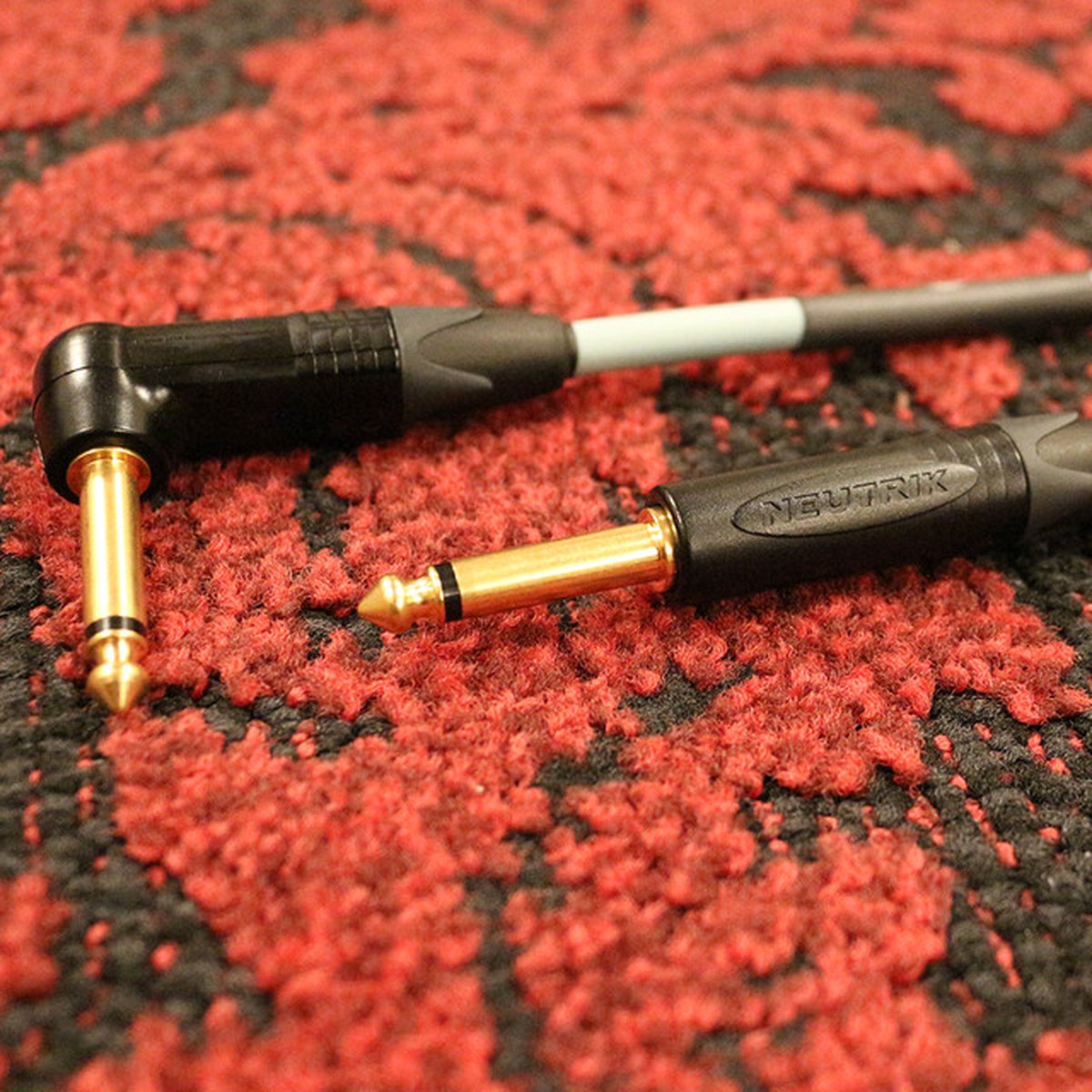 KAMINARI Guitars Acoustic Guitar Cable 3m Angled to Straight