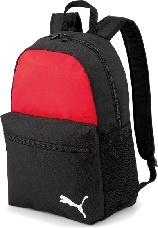 Zwarte rugzak met rood voorvak en mesh zijvakken. Puma logo op de voorkant.
