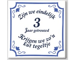Huwelijkscadeau - Huwelijk cadeautje origineel - Spreuktegels - Jubileum cadeau - 3 jaar getrouwd - Trouwdag cadeau - Trouwdag - 15 x 15 cm - GRATIS ophangsysteem - Fotofabriek