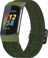 By Qubix - Geschikt voor Fitbit Charge 5 - Fitbit Charge 6 - Elastisch nylon bandje - Groen - Smartwatch Band - Horlogeband - Polsband
