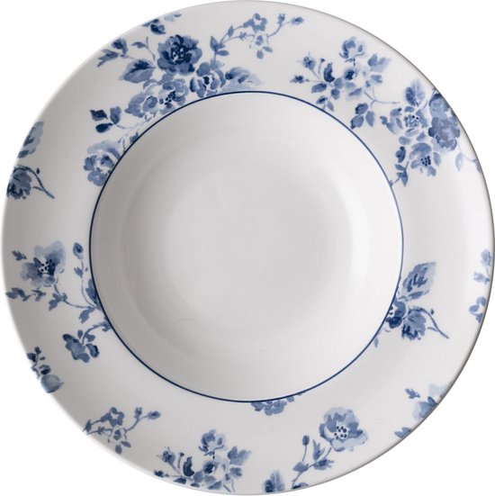 Bovenaanzicht van een diep wit bord versierd met delicate blauwe bloemen en een blauwe ring.