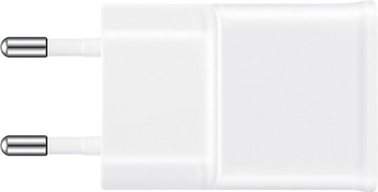 Witte Samsung reisadapter met EU-stekker, bovenaanzicht.