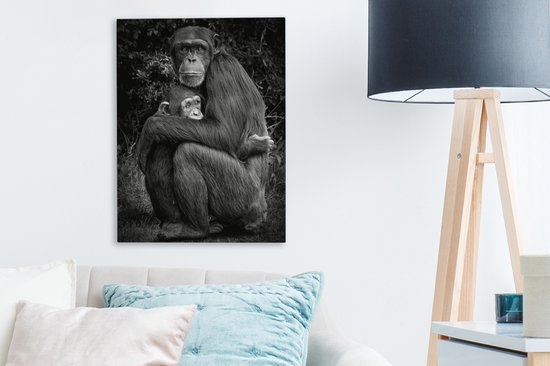 Tableau sur toile Chimpanzé protecteur avec son petit - noir et blanc - 30x40 cm - Décoration murale