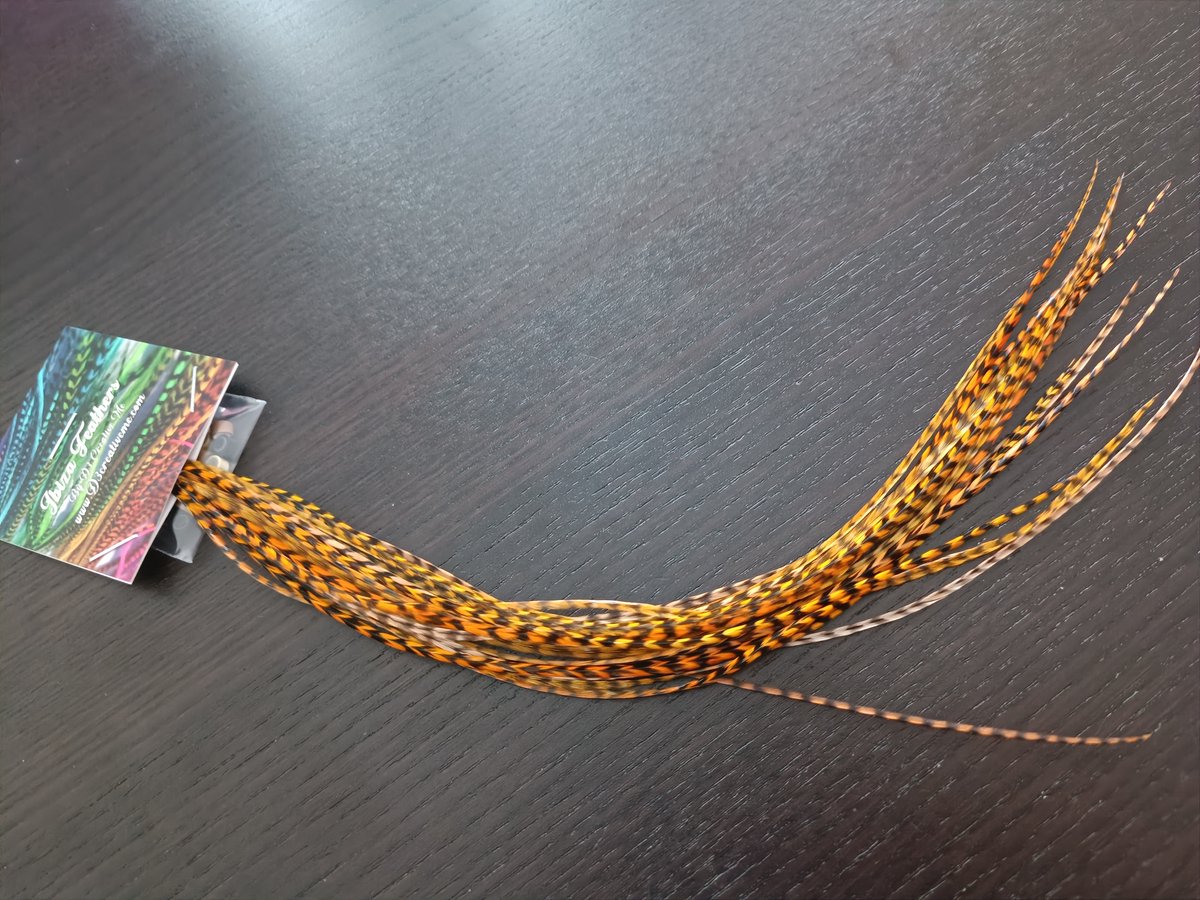 1 set van 20 feather extensions XL 23cm t/m 32cm Grizzly Oranje