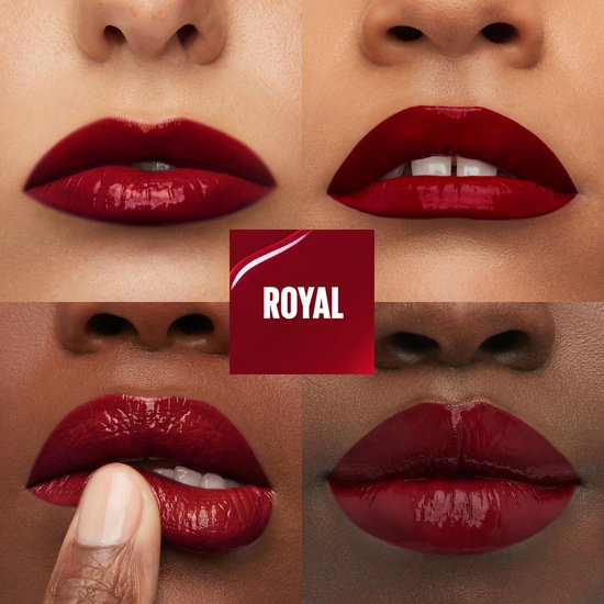 Vier verschillende modellen dragen de rode 'Royal' Maybelline Superstay Vinyl Ink lipstick. Close-up van lippen.