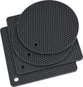 Fundigo - Pannenonderzetter - Onderzetters voor Pannen - onderzetters voor glazen - Siliconen Mat - Pannenlappen en Ovenwanten - Potopener - Afgiethulp - Rond - Vierkant - zwart - 4 Stuks