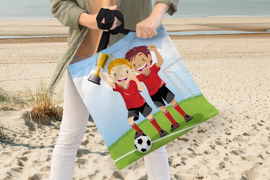 Sac bandoulière MuchoWow® - Sac de plage - Grand cabas - Sac shopping - Illustration de deux footballeurs gagnants - Garçons - Filles - Enfant - 40x40 cm - Sac en coton