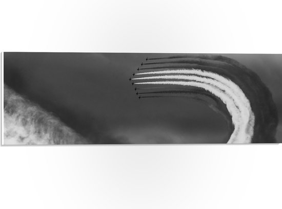 WallClassics - PVC Schuimplaat- Grote Vliegshow in Zwart Wit - 60x20 cm Foto op PVC Schuimplaat