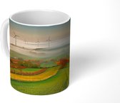 Mok - Wijngaard met mist en windmolens - 350 ML - Beker