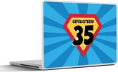 Laptop sticker - 10.1 inch - Feest - 35 jaar verjaardag - Superheldencape - 25x18cm - Laptopstickers - Laptop skin - Cover
