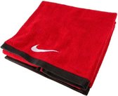 Nike Sporthanddoek model Fundamental - Kleur Rood