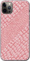 Geschikt voor iPhone 13 Pro Max hoesje - Krokodillenleer - Dierenprint - Roze - Siliconen Telefoonhoesje
