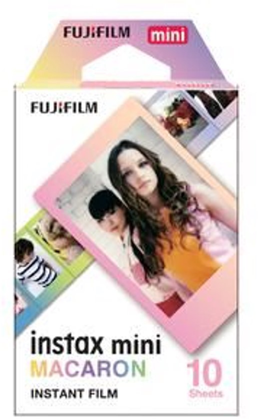 Fujifilm Instax Mini Macaron film verpakking met voorbeelden van foto's, waaronder twee meisjes en een kind.