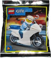 LEGO City Policeman and Motorcycle foil pack #2 952001