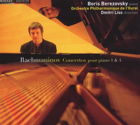 Boris Berezovsky, piano, zittend voor een vleugel. Titel: "Rachmaninov Concertos pour piano 1 & 4".