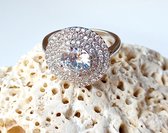 Zilveren ring met kristal en zirkonia maat 18.5