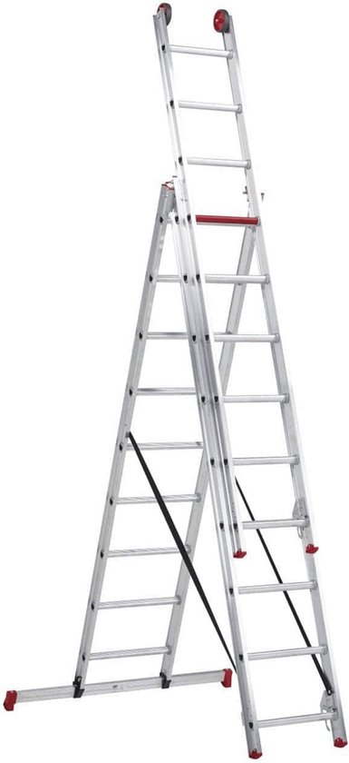 Aluminium reformladder in A-stand met rode voetdoppen.