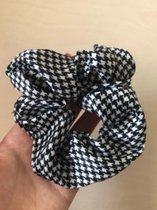 Scrunchies - 2 Stuks - Zwart/wit - Stijlvol - Chic - Stevig - Elastisch
