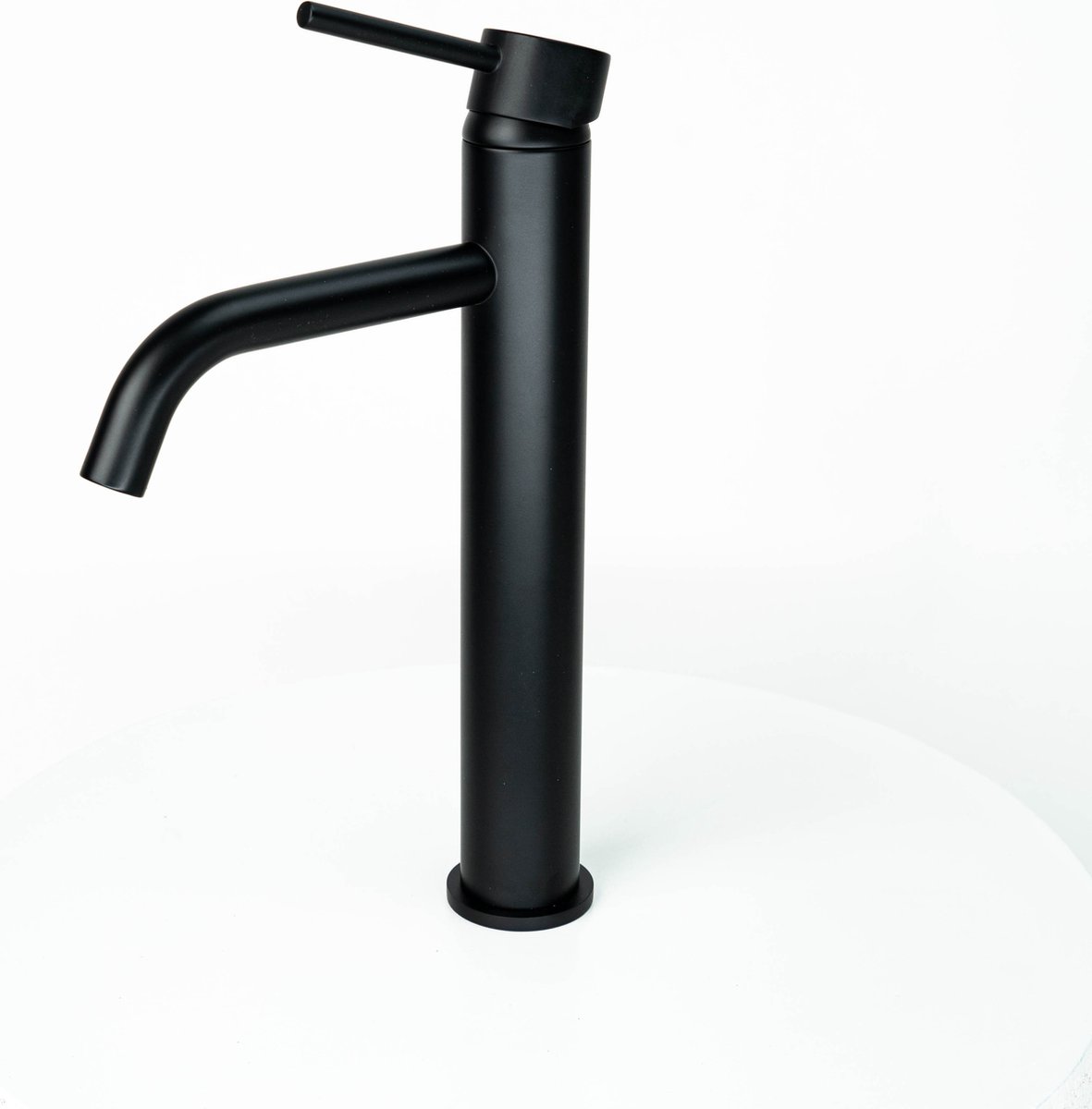 Sanitair Royal Elegance | Zwart | Wastafelkraan | Badkamerkraan | hoge uitloop | verhoogde wastafelkraan | Waterbesparend | Zwarte Wastafelkraan
