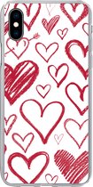 Geschikt voor iPhone Xs hoesje - Een illustratie met verschillende hartjes op een witte achtergrond - Siliconen Telefoonhoesje