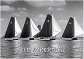 Skûtsjekalender 2022 - A3 kalender met zwart-wit foto's van het skûtsjesilen in Friesland .