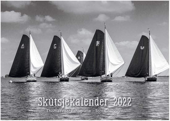 Skûtsjekalender 2022 - A3 kalender met zwart-wit foto's van het skûtsjesilen in Friesland .