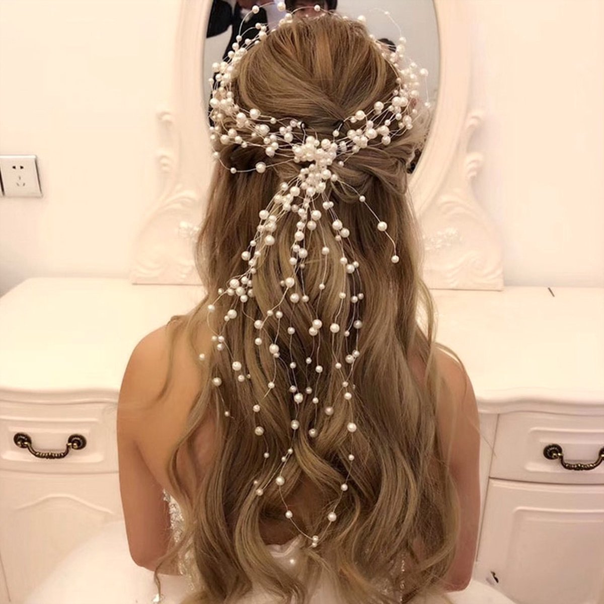 Bruidsmode, haarmode gala feest zilverkleurig