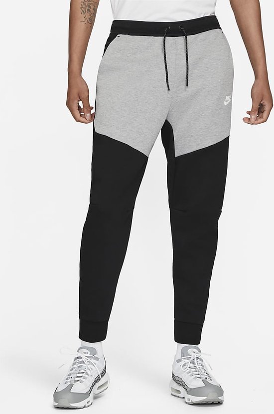 nike tech broek zwart heren